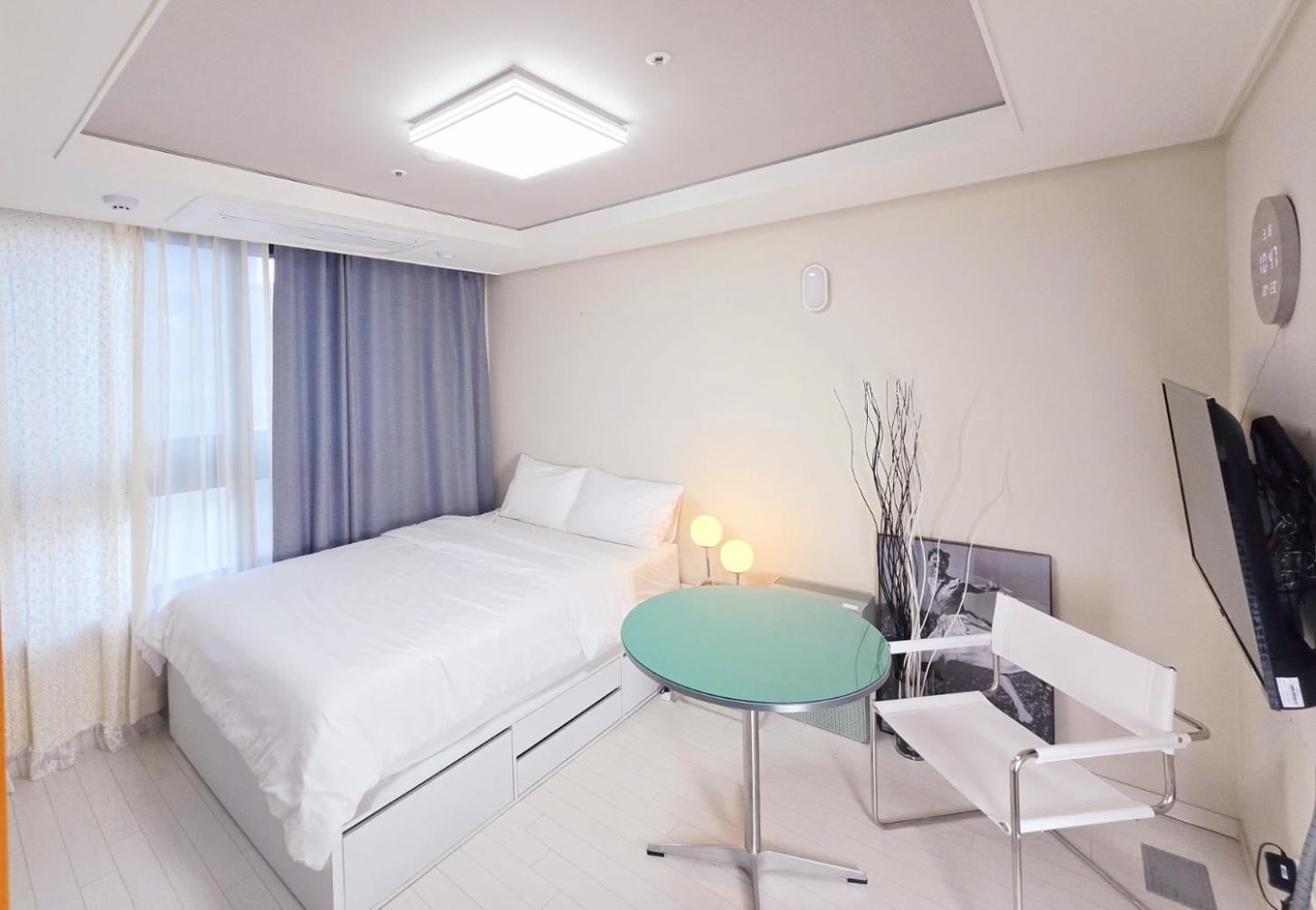 Dongseongro Dsr&U Hotel Room 大邱 部屋 写真