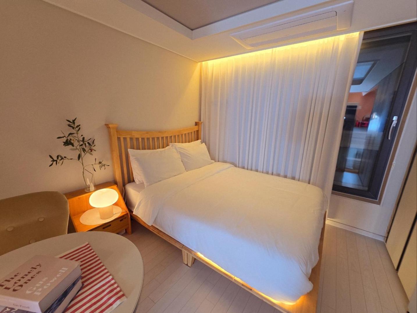 Dongseongro Dsr&U Hotel Room 大邱 エクステリア 写真