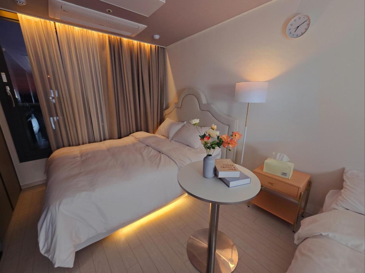Dongseongro Dsr&U Hotel Room 大邱 エクステリア 写真